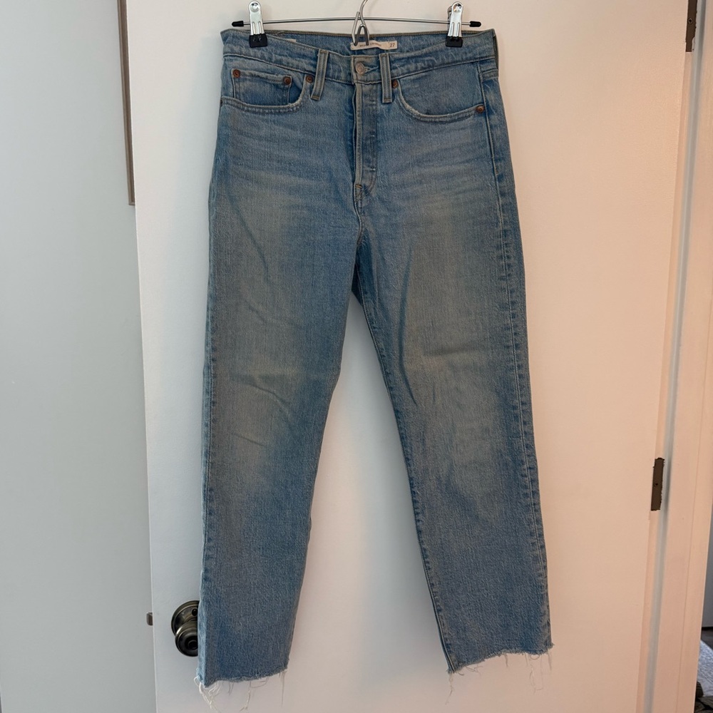 Levi’s wedgie straight jeans 27 light blue
